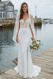 Abito da sposa in raso applicato sirena avorio con trena di corte