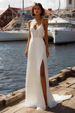 Corsetto avorio di sirena con spallette applicate e vestito da sposa con spacco