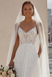 Abito da sposa in pizzo A Line Sweep con fessura