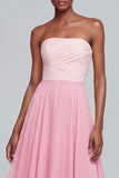 Abito elegante lungo a spalline rosa senza spalline