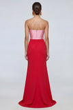 Abito elegante lungo a spalline rosa e rosso sirena con fessura