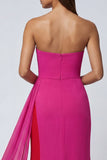 Abito elegante lungo in tulle senza spalline in Fucsia con fascia