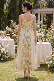 Abito midi floreale ricamato in tulle in Champagne a V-Neck