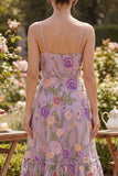 Abito floreale midi ricamato in tulle lillà A-Line