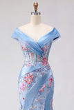 Vestito lungo da cerimonia con corsetto scollo a V blu