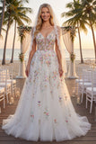 Abito da sposa lungo a linea bianca con paillettes e fiori 3D
