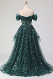 Abito da cerimonia lungo da scintillante verde scuro con paillettes spuntate sulle spalle e corsetto arricciato