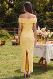 Abito maxi floreale giallo Pencil applique con spalla scoperta e spalla