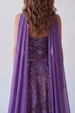 Abito elegante lungo in chiffon viola senza spalline con sciarpa al collo
