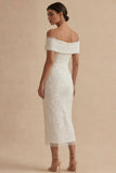 Abito di laurea bianco sheath con spalle scoperte e perle