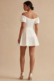Maniche a sbuffo bianche spuntate sulle spalle Abito di laurea A Line Short