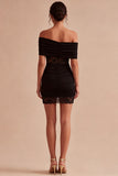 Mini vestito bodycon in pizzo nero a spalle scoperte