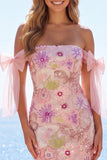 Abiti da cocktail rosa bodycon con paillettes rosa a spalle scoperte e fiocco