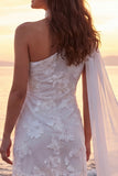 Abito da sposa corto avorio con una spalla e fascia