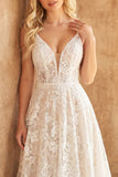 Spalline in pizzo avorio Abito da sposa con trama a scorrimento