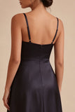 Abito lungo nero con spalline A e tasche
