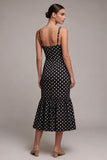Abito a spalline midi a pois con spalline sirena in bianco e nero