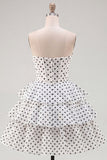Corsetto bianco a linea A per l'amico Abito del Ritorno a Scale a Livelli