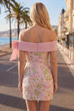 Abito di Homecoming rosa bodycon con cornice scoperta e paillettes