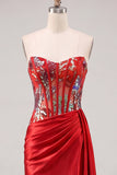 Sweetheart Red Bodycon Corsetto trasparente con paillettes Abito di Homecoming con fascia