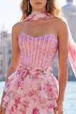 Corsetto A-Line Pink Sweetheart Abito di Homecoming a livelli floreale con perline e sciarpa al collo