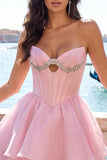 Vestito di cocktail a linee rosa A con perline