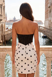Abito di cocktail con corsetto bodycon in bianco e nero con fiocco
