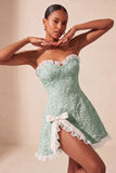 Sweetheart giallo jacquard a linea A con volant e vestito di ritorno a casa con fessura