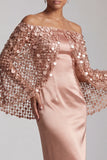 Abito midi della madre della sposa con un vestito di sirena bordeaux spalla