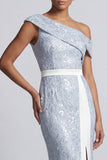 Vestito midi di sirena blu polverosa con paillettes su una spalla con fessura