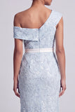 Vestito midi di sirena blu polverosa con paillettes su una spalla con fessura