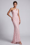 Paillettes rosa a una spalla con paillettes rosa tagliate lungo dal vestito madre della sposa