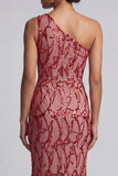 Paillettes rosa a una spalla con paillettes rosa tagliate lungo dal vestito madre della sposa