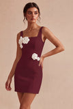 Abito bianco bodycon collo quadrato con fiori 3D