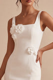 Abito bianco bodycon collo quadrato con fiori 3D
