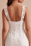 Abito bianco Bodycon Collo Quadrato e Volant