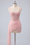 Corsetto rosa bodycon pieno arricciato con perline e vestito da homecoming con fascia