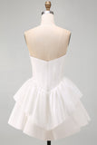 Sweetheart Abito corsetto bianco a linee a livelli corto da fine fine