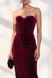 Vestito di velluto senza spalline Corsetto borgogna
