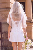 Abito da sposa mini elopement bianco a linea quadrata a scollo quadrato senza maniche con fiori 3D