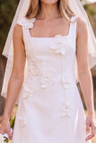 Abito da sposa mini elopement bianco a linea quadrata a scollo quadrato senza maniche con fiori 3D