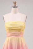 Abito di fine augura giallo e rosa in chiffon a livelli in chiffon