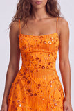 Paillettes rosse a linea A pizzi raccolti dietro spallette Vestito corto