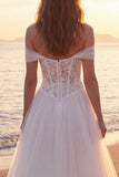 Corsetto lungo in tulle in avorio a fila a scolpa