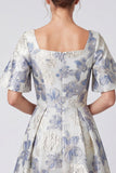 Abito Maxi Floreale A Blu Jacquard Polveroso con scollo quadrato e maniche corte