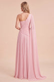 Abito Maxi in chiffon a linea arricciata con una spalla e mantello rosa chiaro