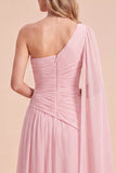 Abito Maxi in chiffon a linea arricciata con una spalla e mantello rosa chiaro