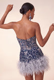Abito corto di cocktail senza spalline blu navy bodycon paillette con piume
