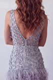 Abito corti di cocktal con corto bodycon floreale lavanda con piume