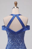 Abito corto di cocktail con scollo a cappola blu reale con paillettes